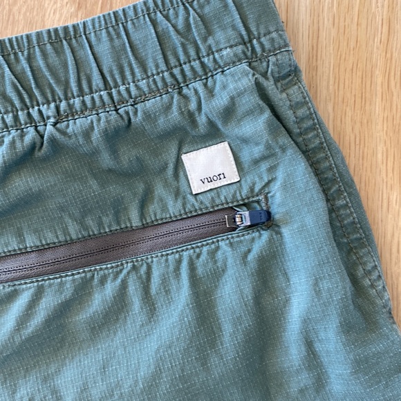 Vuori RipStop Shorts - Picture 3 of 3
